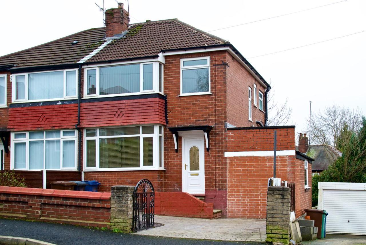 Beautiful Cozy Home With Free Parking Manchester Zewnętrze zdjęcie