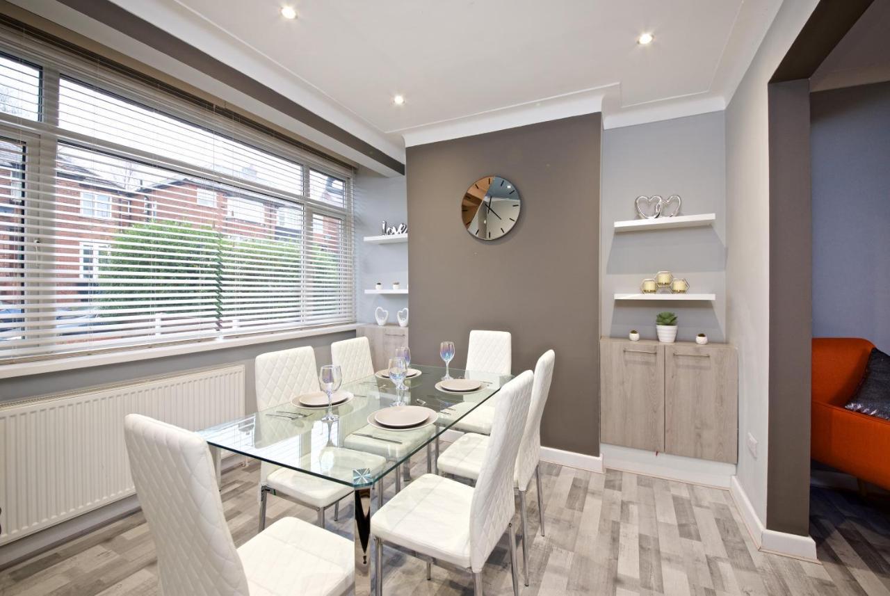 Beautiful Cozy Home With Free Parking Manchester Zewnętrze zdjęcie