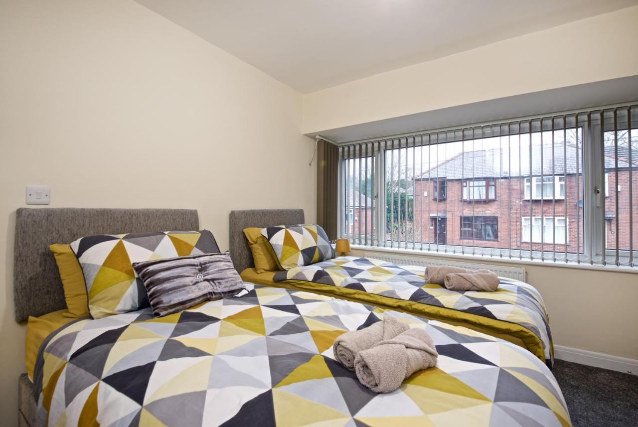 Beautiful Cozy Home With Free Parking Manchester Zewnętrze zdjęcie